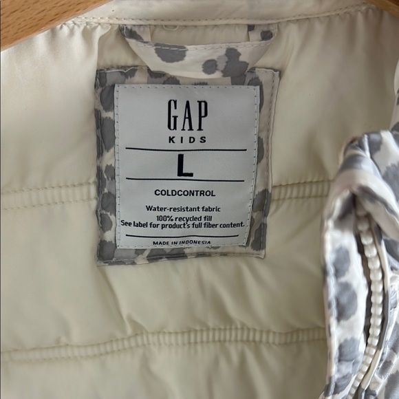 GAP Cold Control Quilted Vest Leopard Print with High Collar girls size L - Picture 5 of 7